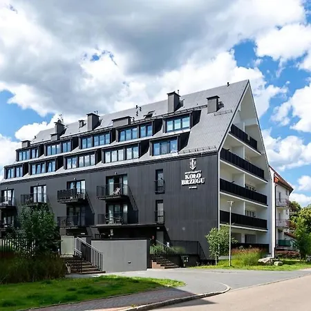 아파트 Vacationclub Kolo Brzegu 46 코워브제크